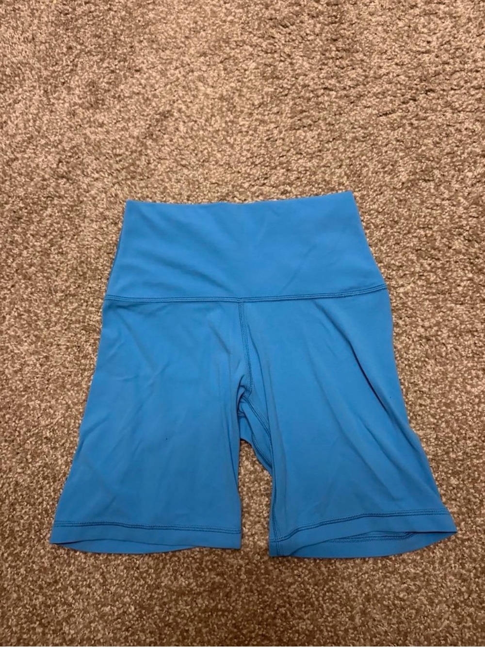 Aritzia Golden High Rise Butter Shorts 7”